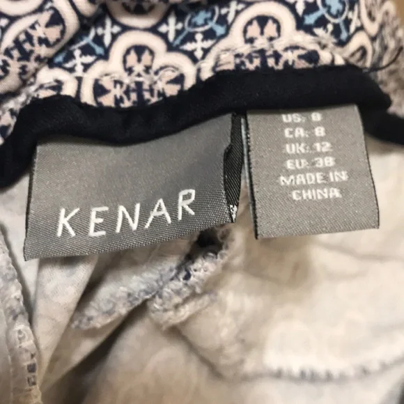 Kenar geo-print slip-on ankle pants, size 8 - Picture 8 of 8